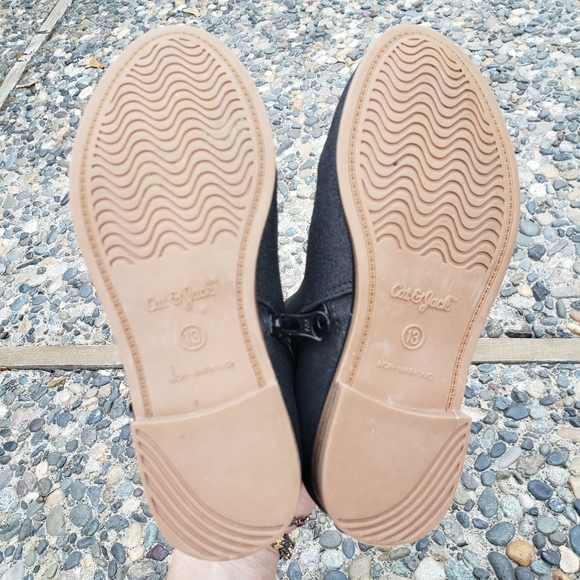 Girl's Cat & Jack Black Boots Size 13 - Picture 5 of 6